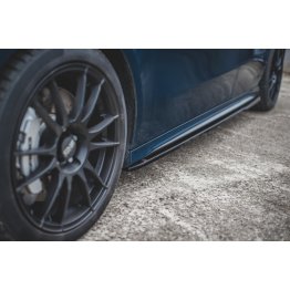 Накладки сплиттеры на пороги на Mercedes A W177 A35 AMG